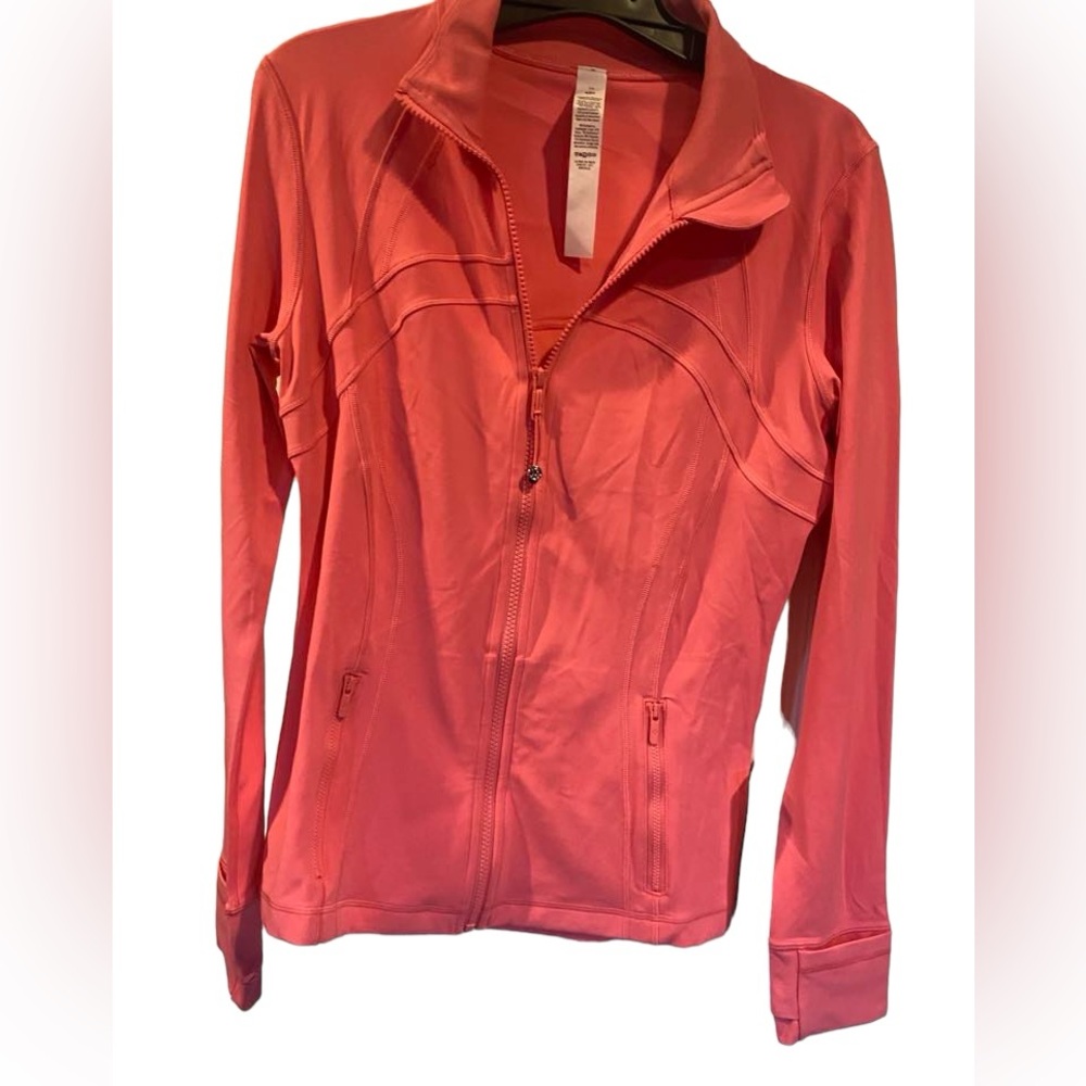 NWT Lululemon define jacket nulu Size 10